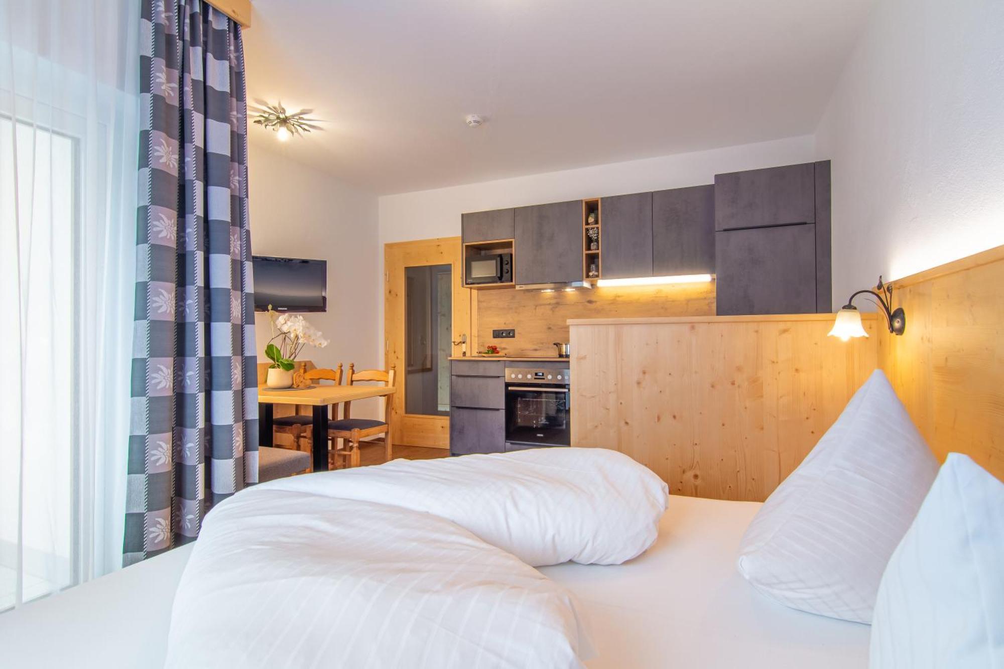 Pension Am Rain Neustift im Stubaital Exterior foto