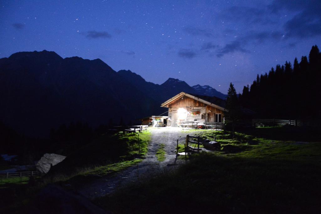 Pension Am Rain Neustift im Stubaital Exterior foto
